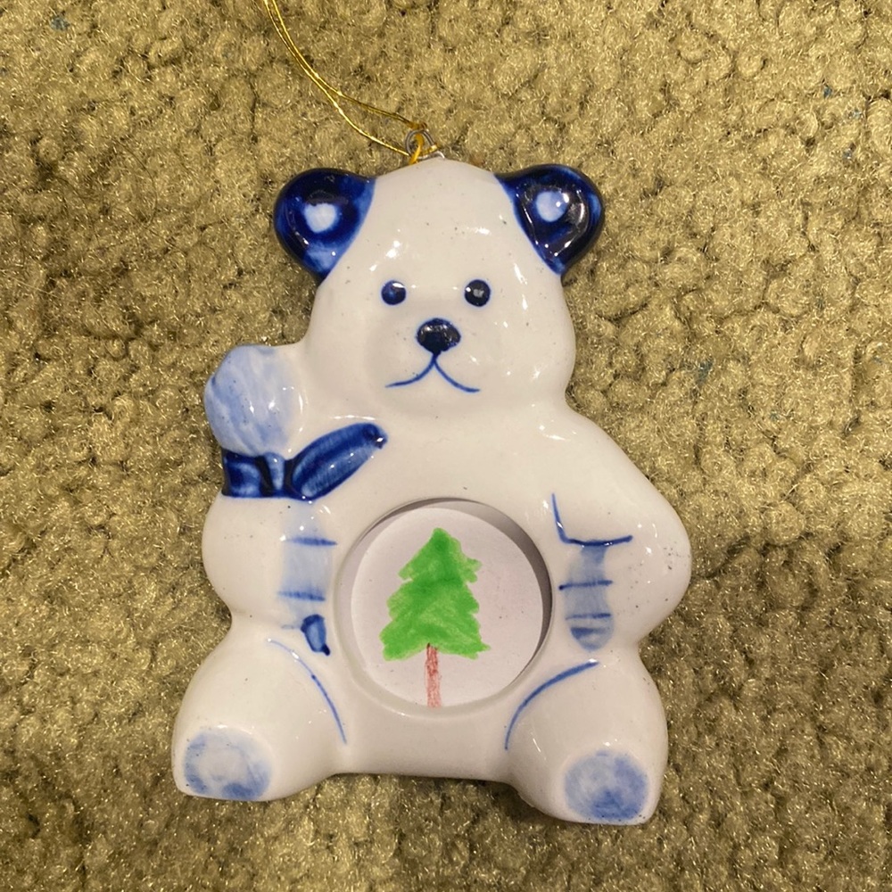 1984 delft picture frame bear